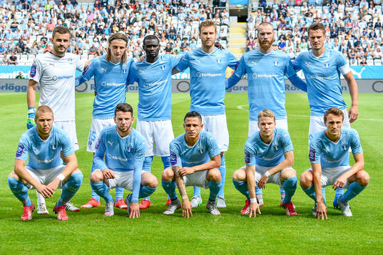 Malmö FFs startelva före fotbollsmatchen i Allsvenskan
