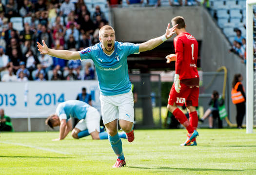 Malmö FFs Anton Tinnerholm är upprörd