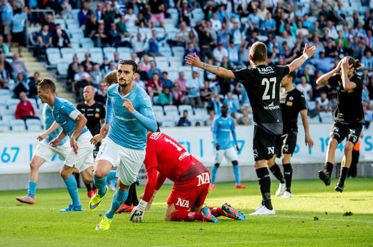 Malmö FFs Agon Mehmeti gör 2-2 i sista matchminuten