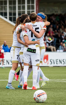Jubel när FC Rosengårds Therese Sjögran kvitterar till