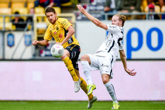 Elfsborgs Marcus Rohdén och Häckens Samuel Gustafson