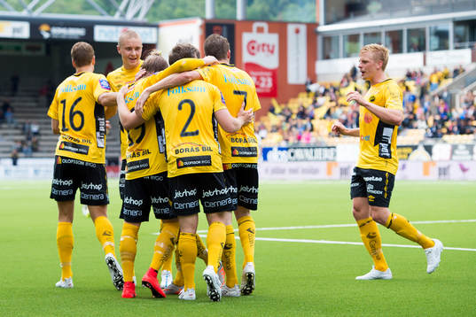 Elfsborgs spelarna jublar