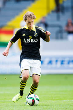 s Sam Lundholm