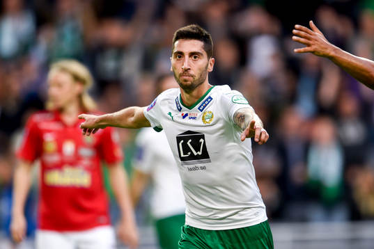 Hammarbys Nahir Besara jublar