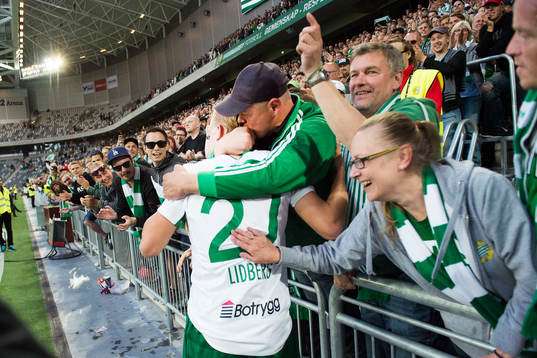 Hammarbys Isac Lidberg kramas om av pappa Martin Lidberg