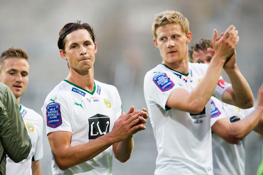 Hammarbys Philip Haglund tackar publiken