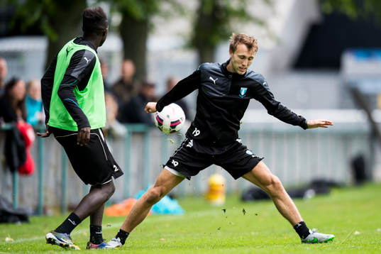 Malmö FFs Pa Konate och Magnus Wolff Eikrem