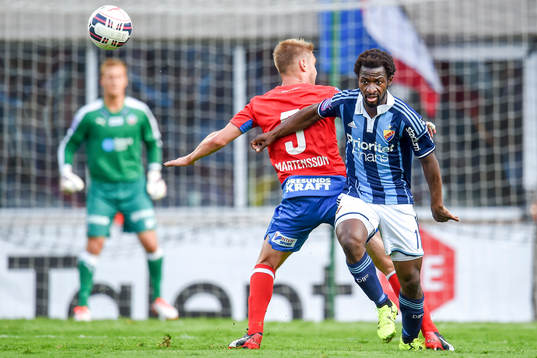 Helsingborgs Johan Mårtensson och Djurgårdens Amadou Jawo