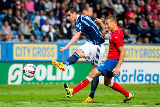 Djurgårdens Haris Radetinac skjuter