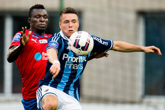 Djurgårdens Kerim Mrabti och Helsingborgs Lalawélé