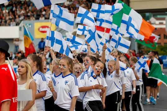 Flickor från Finland
