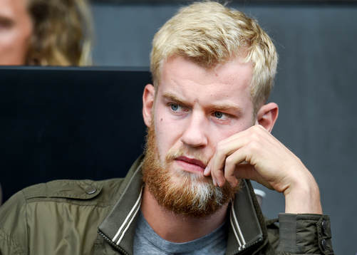 Malmö FFs Filip Helander på läktarplats
