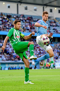 Zalgiris Deividas Semberas och Malmö FFs Markus Rosenberg