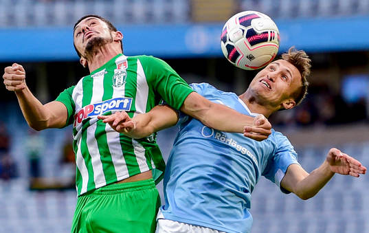 Zalgiris Jorge Chula och Malmö FFs Magnus Wolff Eikrem i