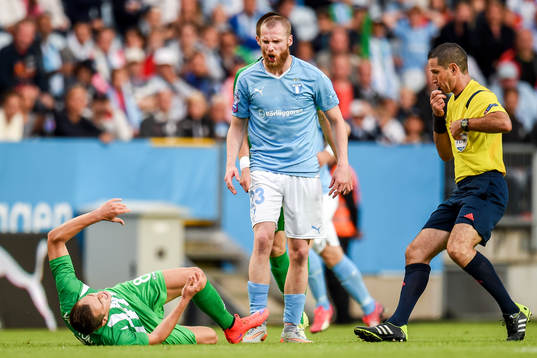 Malmö FFs Jo Inge Berget visar känslor