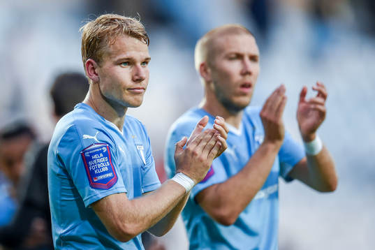 Malmö FFs Oscar Lewicki och Anton Tinnerholm tackar