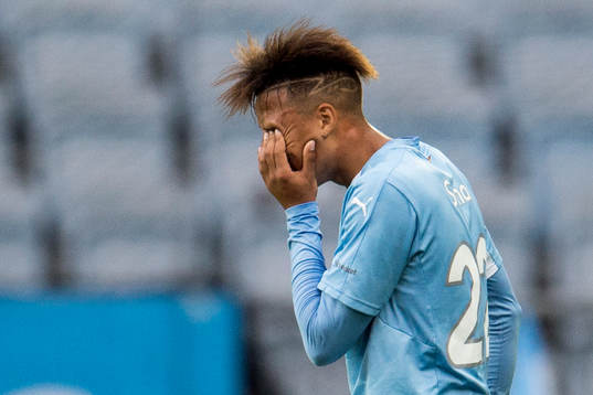 Malmö FFs Tobias Sana deppar