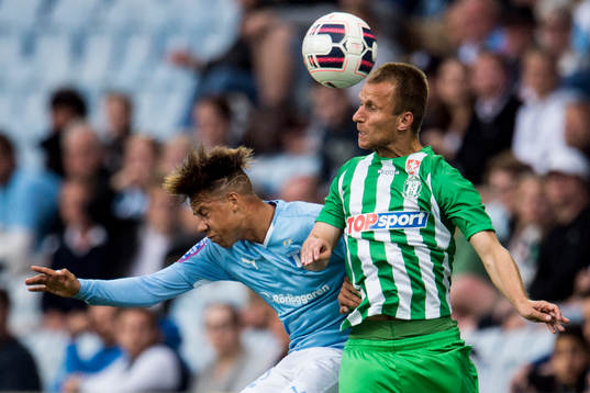 Malmö FFs Tobias Sana i nickduell med Zalgiris Paulius