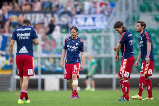 IFK Göteborgs Gustav Svensson innan fotbollsmatchen i