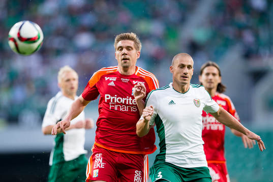 IFK Göteborgs Mikael Boman mot  Slask Wroclaws Piotr