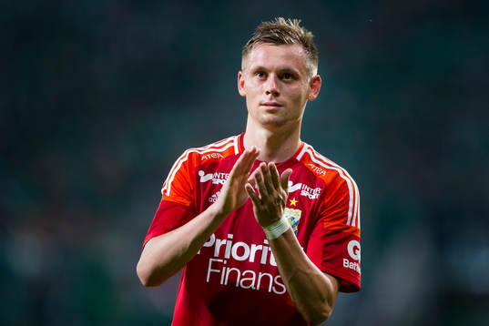 IFK Göteborgs Jakob Ankersen tackar