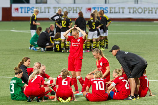 Semifinal AIK - Eskilstuna på Valhalla IP i Göteborg