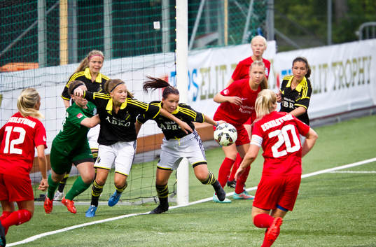 Semifinal AIK - Eskilstuna på Valhalla IP i Göteborg