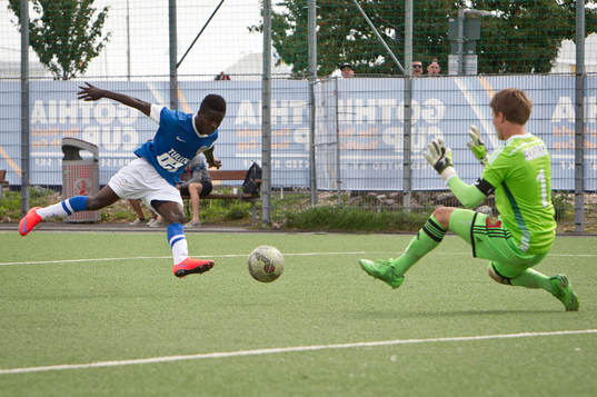 Semifinal Right to Dream - HJK Helsingfors på Heden i