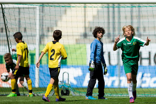 Hammarby spelare jublar