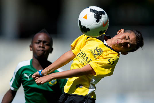 Kamp om bollen