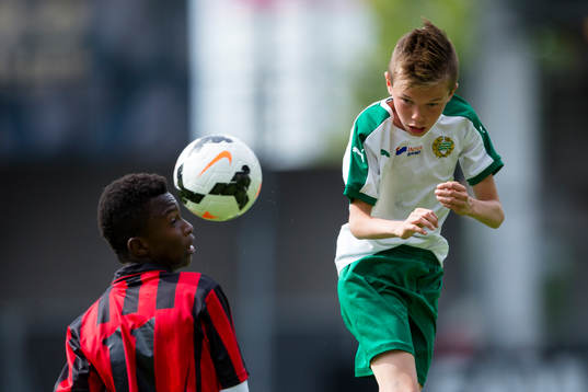 Nickduell  B12-finalen i Gothia Cup mellan Lizzy Football