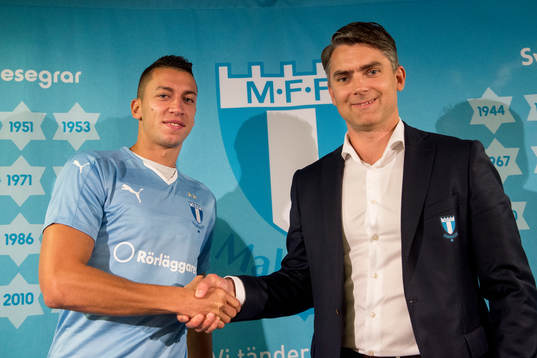 Malmö FF presenterar ett nyförvärv i form av Nikola