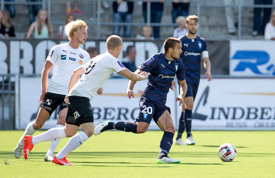 Bläddra bland fler bilder av Fotboll, Allsvenskan, Örebro - Malmö FF