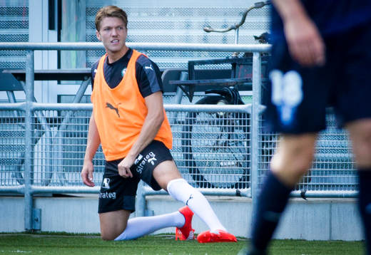 Örebros Martin Broberg värmer upp