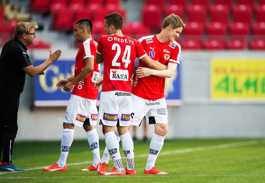Kalmars Rasmus Elm byts in