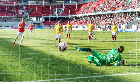 Kalmars Marcus Antonsson gör sitt andra mål på straff