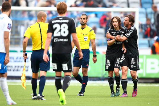 IFK Göteborgs Gustav Svensson kramar om Lasse Vibe