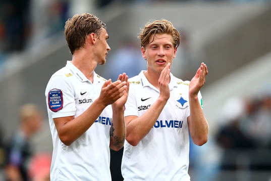 Norrköpings Linus Wahlqvist och Alexander Fransson tackar
