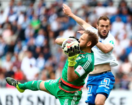 IFK Göteborgs målvakt John Alvbåge och Norrköpings Emir