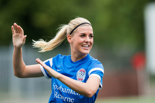 Eskilstuna Olivia Schough jublar
