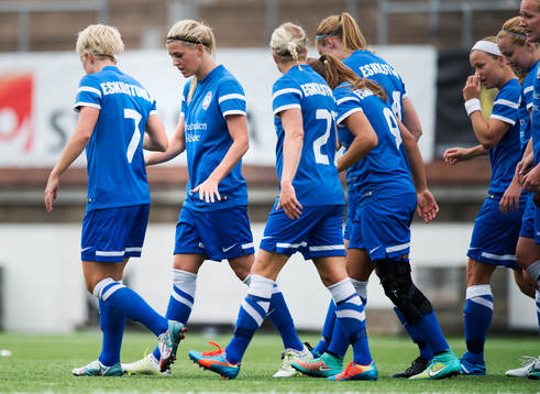 Eskilstunas Olivia Schough har precis reducerat till 1-1