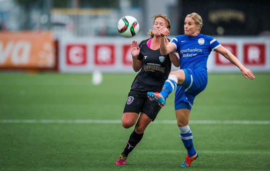 Göteborgs Sofia Skog och Eskilstunas Annica Svensson i