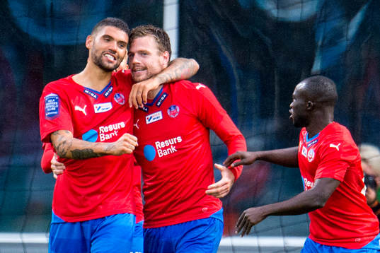 Helsingborgs Victor Palsson kramar om Arnór Smárason