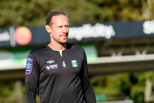 Varbergs Thommie Persson före fotbollsmatchen i Superettan
