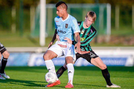 Brommapojkarnas Emil Bellander och Varbergs Anton