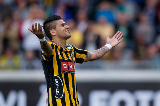 Häckens Paulo De Oliveira jublar
