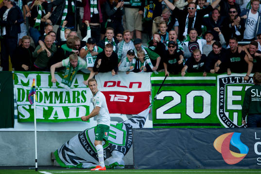 Hammarbys Fredrik Torsteinbö firar sitt kvitteringsmål 1-1