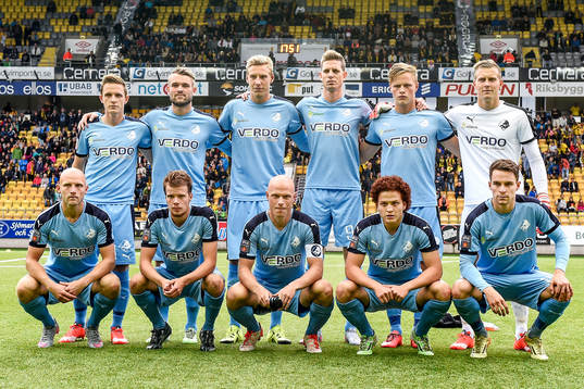 Randers startelva före en fotbollsmatch i Europa League