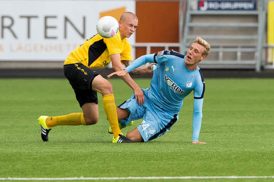 Elfsborgs Sebastian Holmén och Randers Nicolai Brock-Madsen
