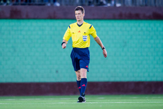 Domare Benoit Bastien, Frankrike